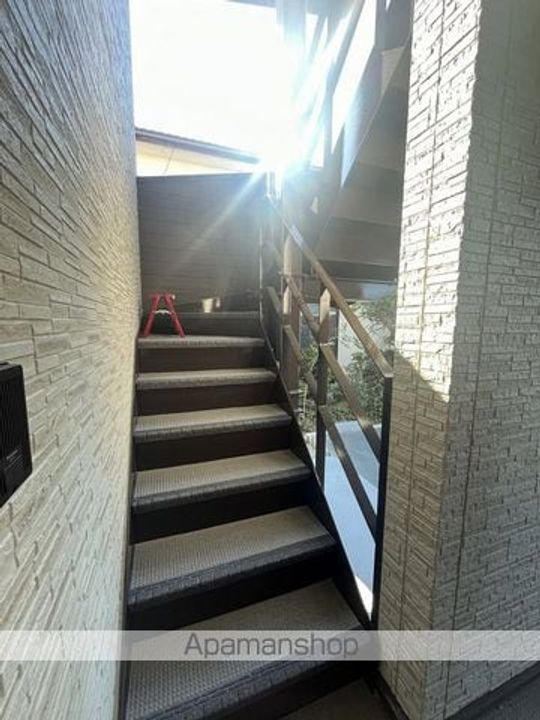 桧材仕様の単身物件 トレフル三郷中央205のその他画像