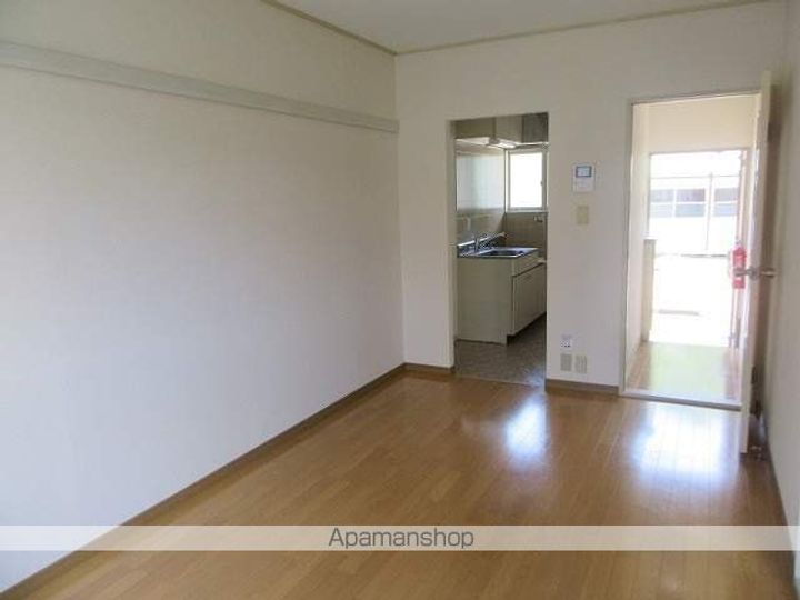 パルジュネスの内装