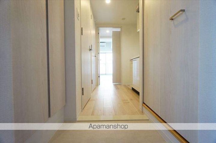 愛知県名古屋市中区千代田2丁目(マンション)の賃貸物件の玄関