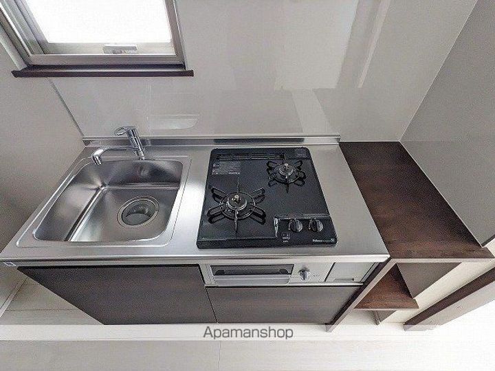 新富町セゾンヴェール103のキッチン