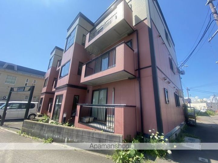 サンジミニャーノの外観