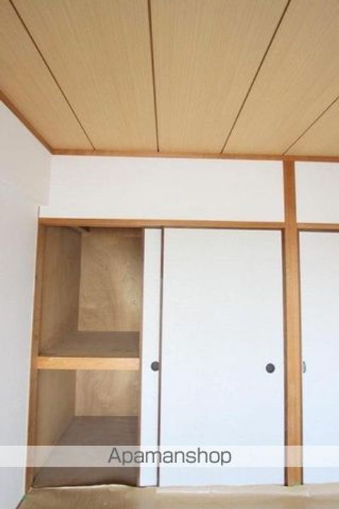 香川県高松市屋島西町の賃貸マンション406の内装