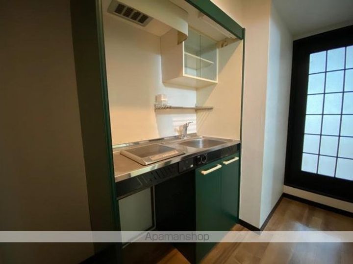 香川県高松市観光町の賃貸アパートのキッチン