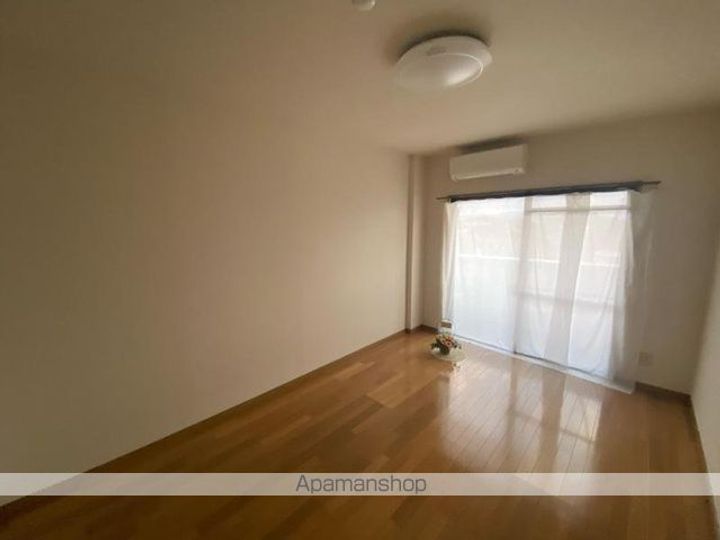 香川県高松市春日町の賃貸マンションの内装