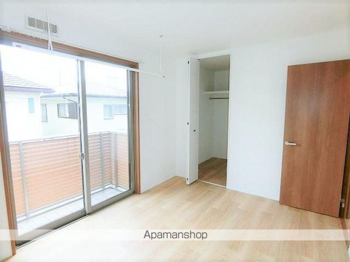 千葉県市川市八幡6丁目(一戸建)の賃貸物件戸建ての居間