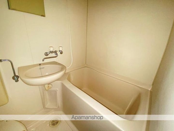 オーレックス扇町102の風呂