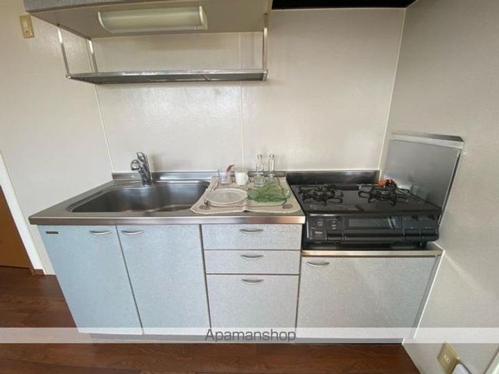 香川県高松市元山町の賃貸アパートのキッチン