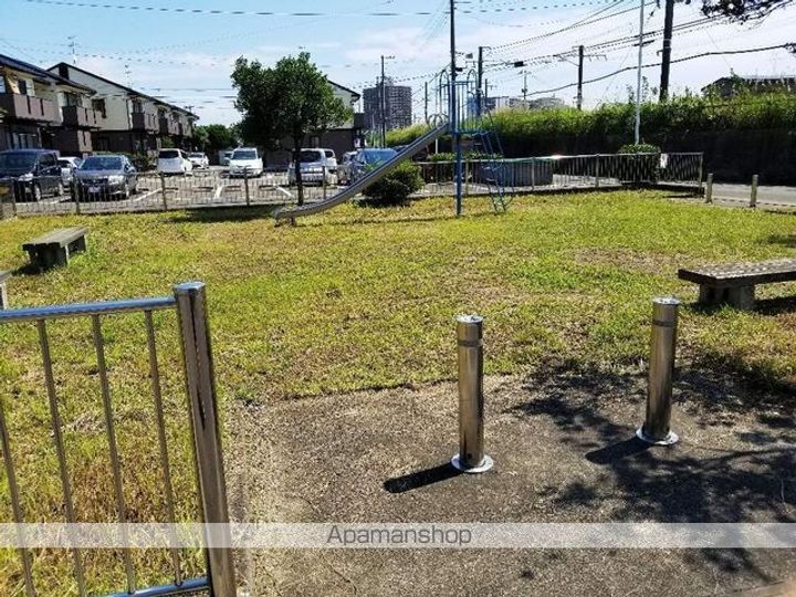 ディアスタウンE206の周辺