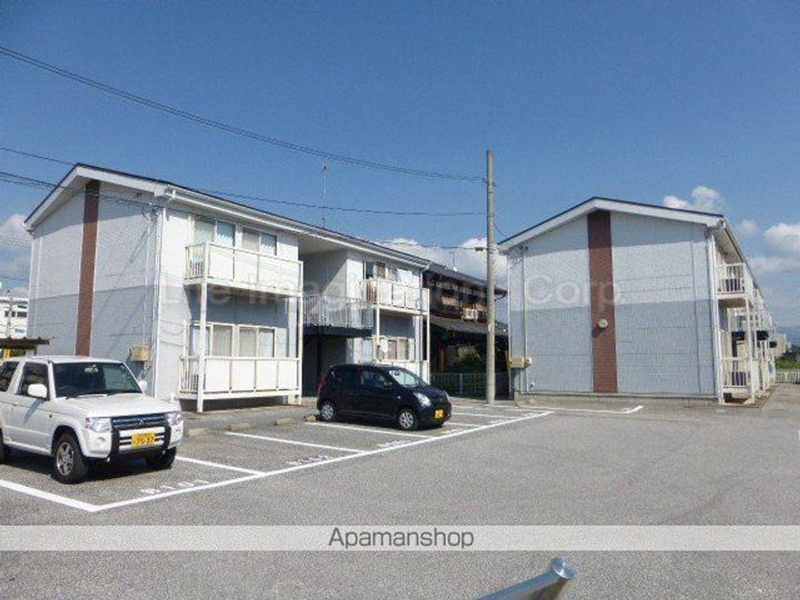 Kハイツ南彦根B-202の外観