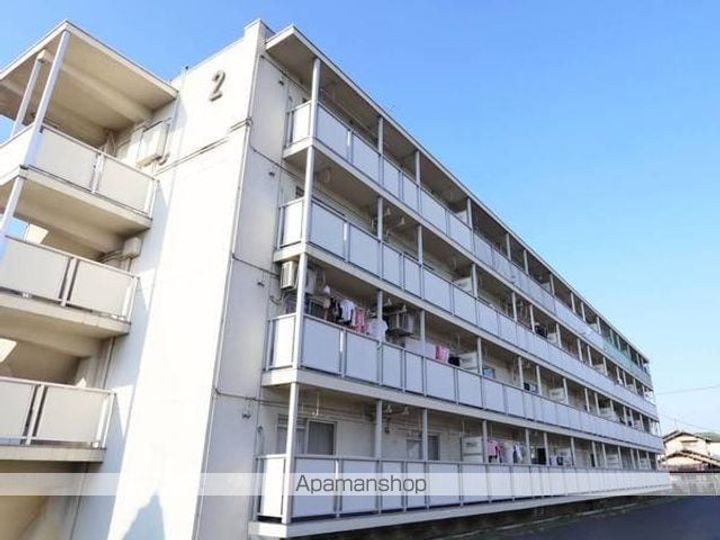 ビレッジハウス松崎3号棟の外観