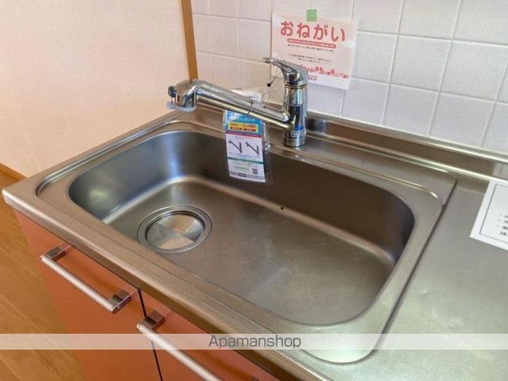 香川県高松市十川東町の賃貸アパートの内装