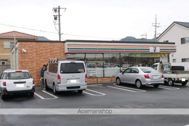 エステート ユリA203号室の周辺