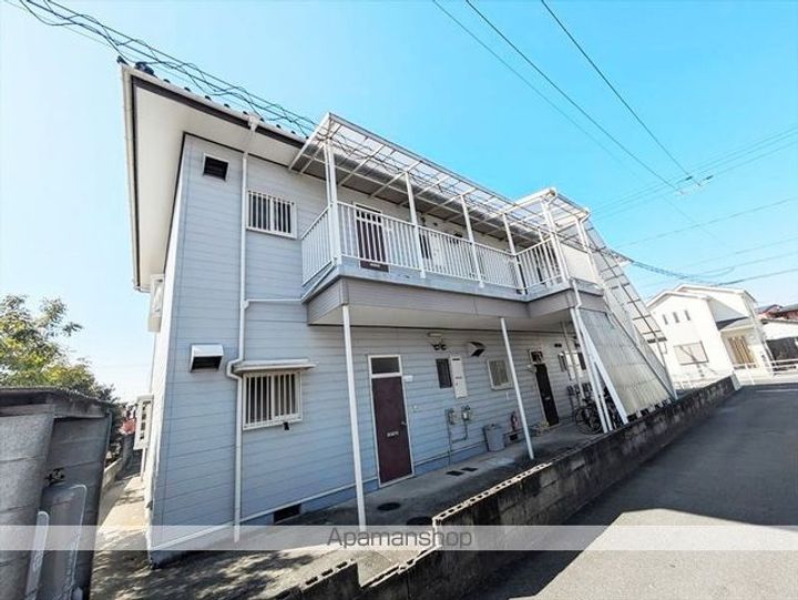 フレグランス中島の外観