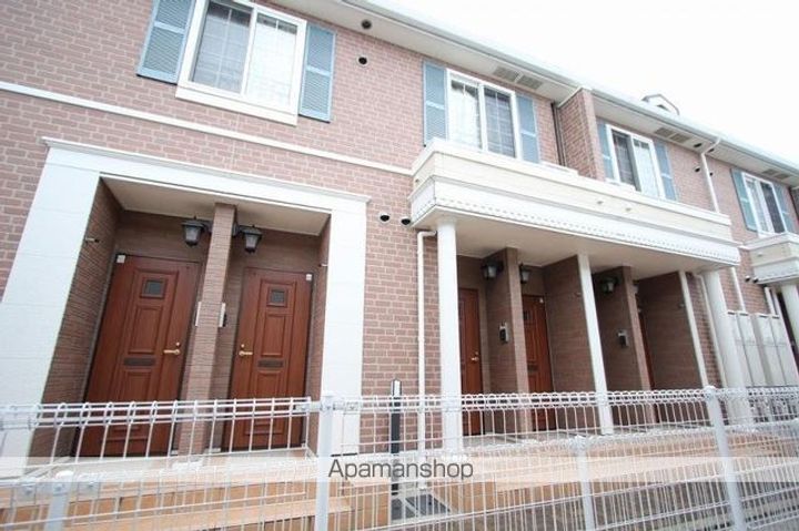 香川県高松市円座町の賃貸アパートの外観