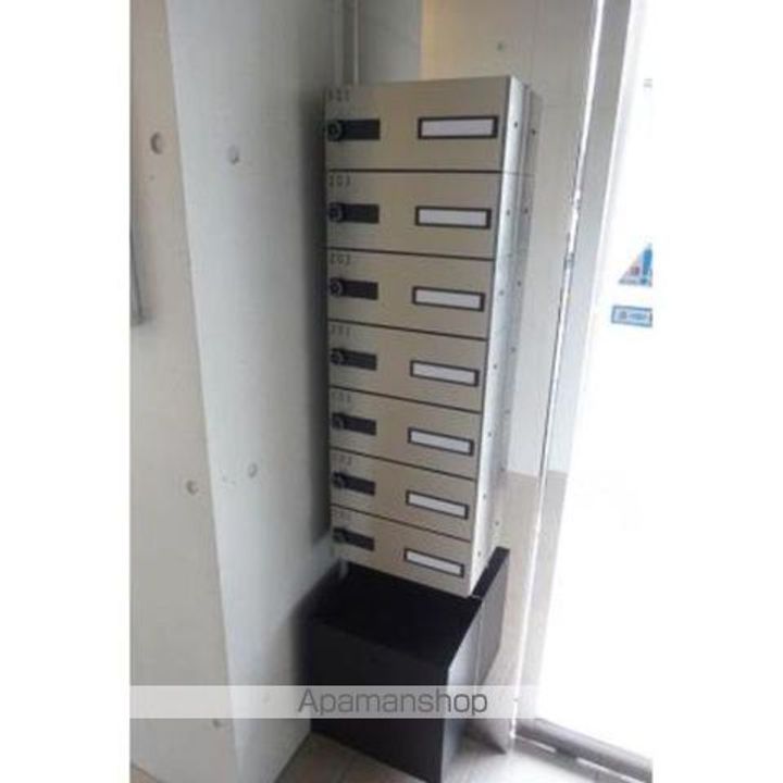 西荻HILLSの外観