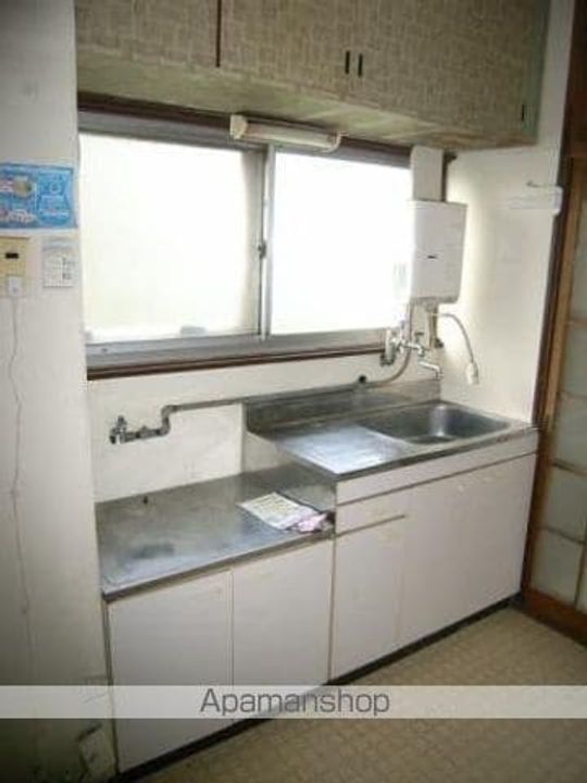 安久津アパート10号棟のキッチン