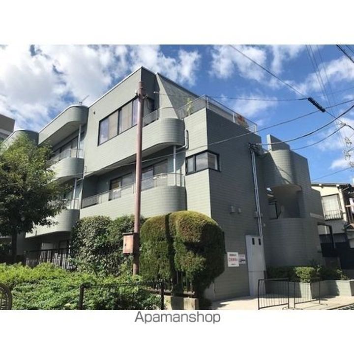 東京都世田谷区三軒茶屋2丁目の賃貸マンションの外観