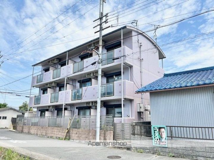 滋賀県東近江市猪子町の賃貸マンションの外観