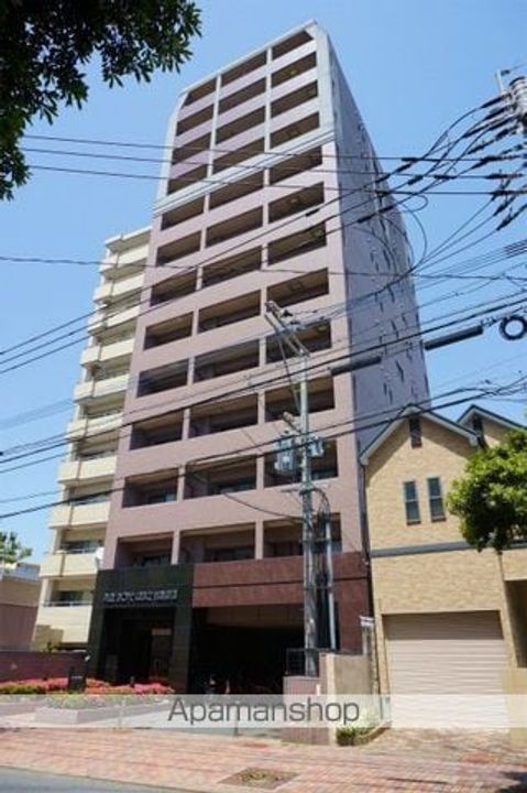 ピュアドームグレース博多の外観