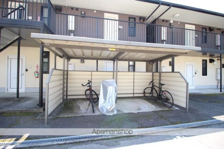 岡山県岡山市北区牟佐の賃貸アパートの外観