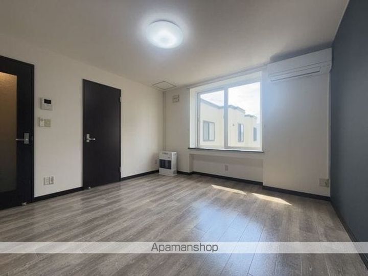 PRESSO MARE(プレッソマーレ)の居間