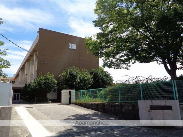 愛知県名古屋市名東区社が丘4丁目の賃貸マンションの周辺