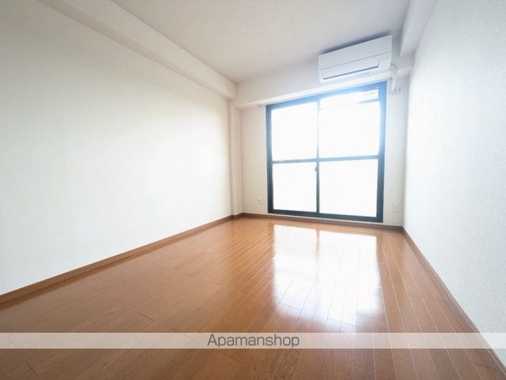 ロイヤルコートⅡ102の内装