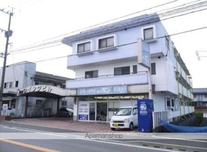 ウイングビルの外観