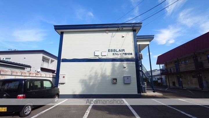 エスレイア西16条202の外観