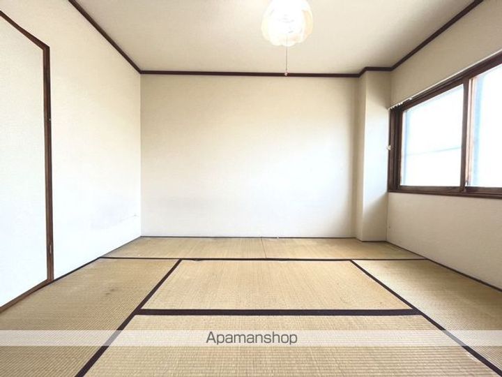 第2シャトウはまなす202の内装