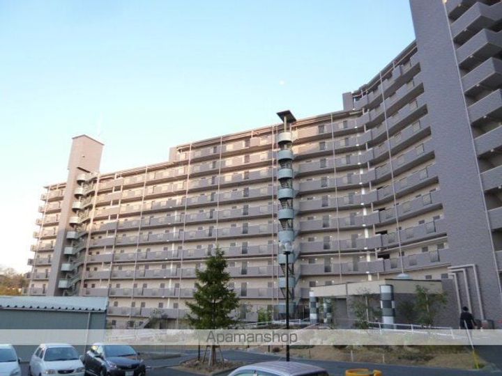 クレスト草津640の外観