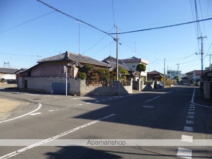 エバライフの周辺