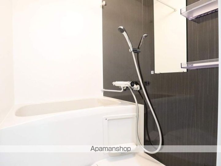 愛知県名古屋市昭和区御器所3丁目の賃貸マンションの風呂