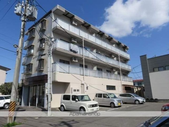 ユウアイハイツ402の外観