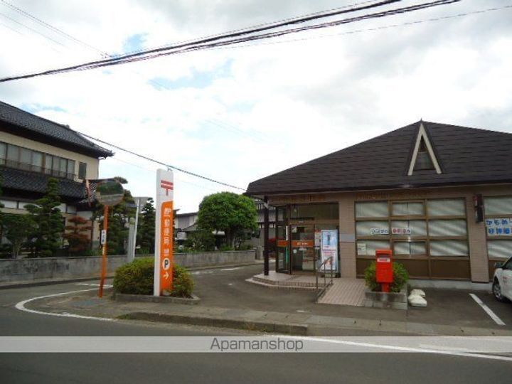 コンフォール壱番館の周辺