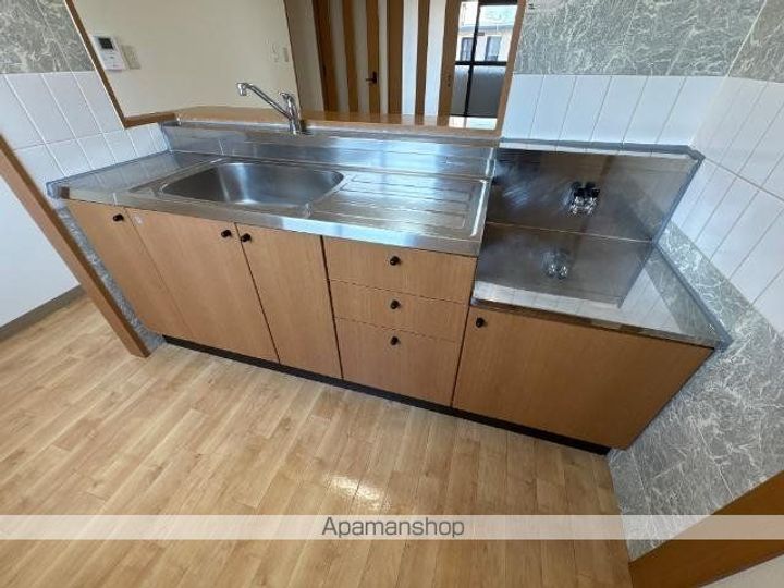 岐阜県岐阜市本荘西2丁目の賃貸マンションの内装