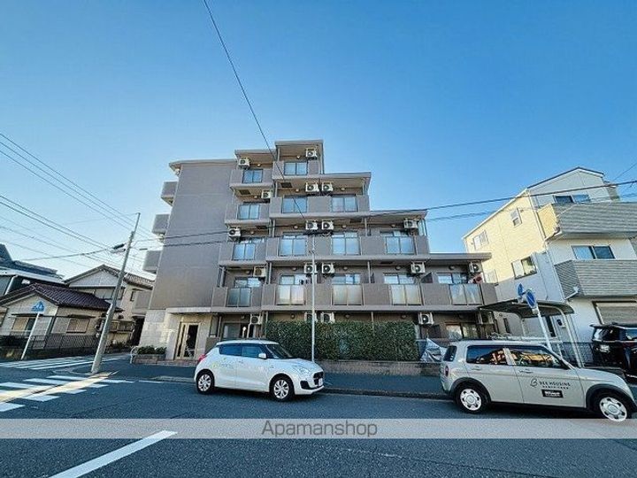 ライズハイツ302の外観