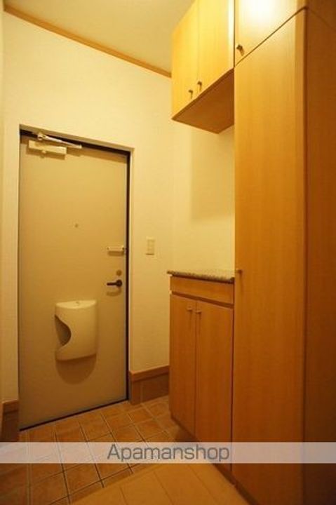 アンソレイエ・レジダンスの玄関