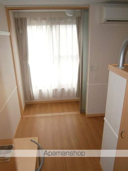 レオパレスリュエルの居間