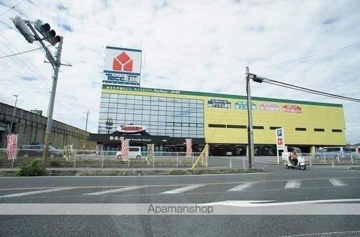 レオパレスグランマの周辺