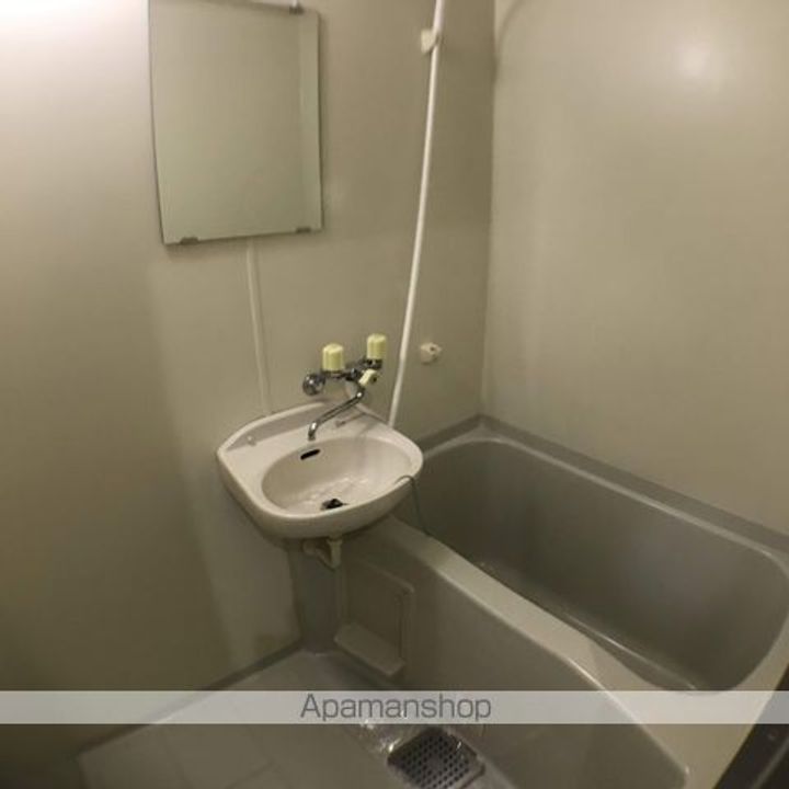 クレスト草津640の風呂