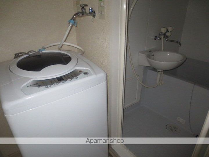 レオパレスタカラの風呂