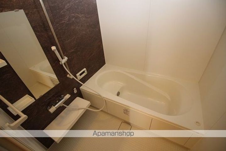 青森県青森市小柳4丁目の賃貸アパートの風呂
