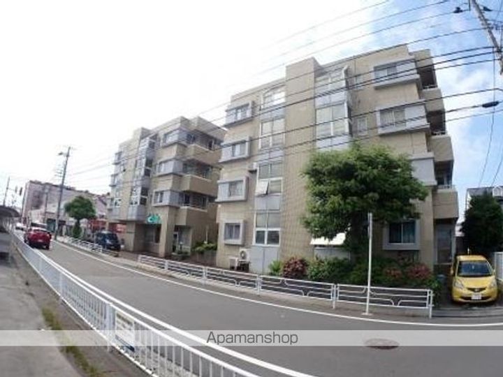 レジデンス辰巳206の外観