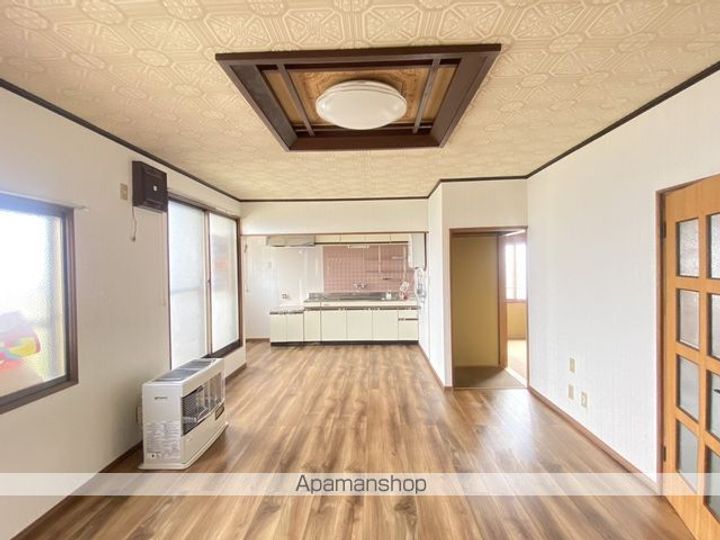 ヤマニハウス ⅩⅢ201の内装