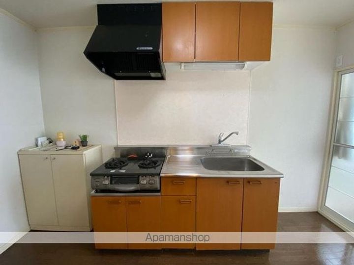 香川県高松市伏石町の賃貸アパートのキッチン