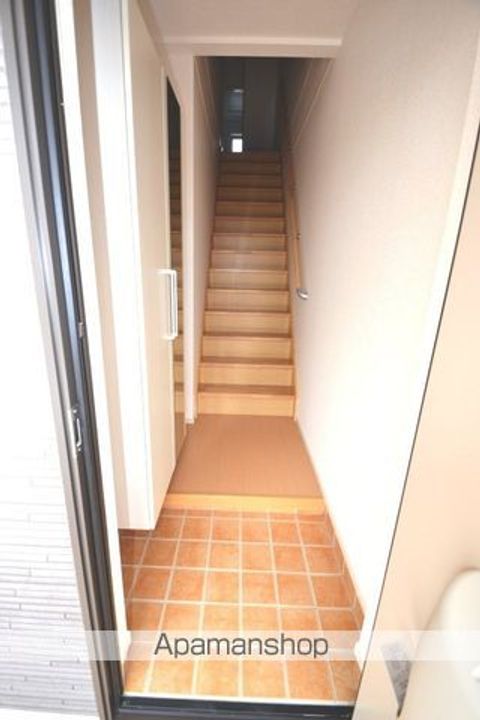 イースト ワン ハルズの玄関