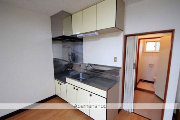 メゾンドコルム102のキッチン