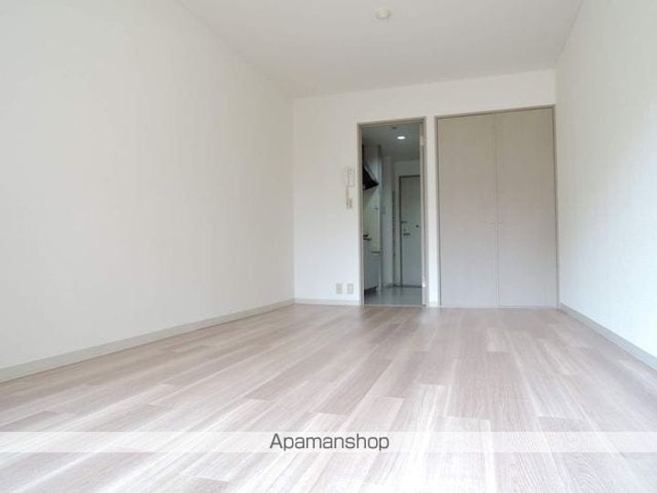 セレーノ国見の居間