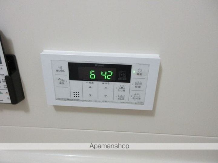 エリア009の内装